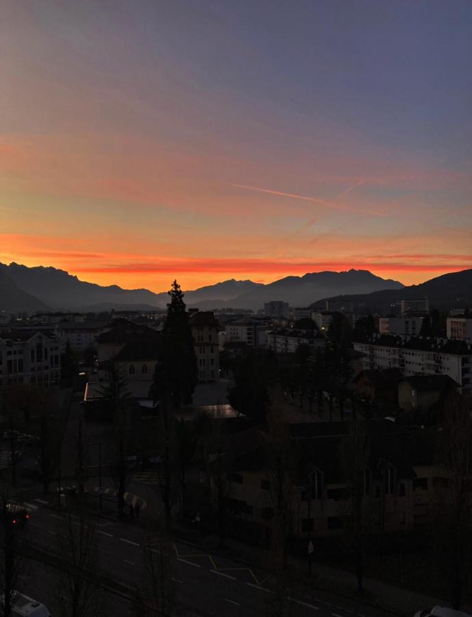 Luxueux Appartement T4 - Lac 5 Min - Parkings Privatifs - Vue Lac Et Montagne Анси Экстерьер фото